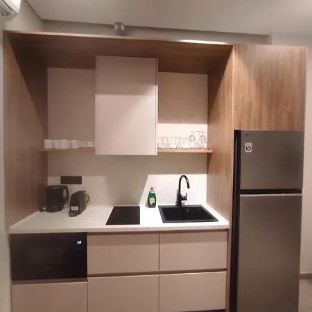 εolia Apartament *